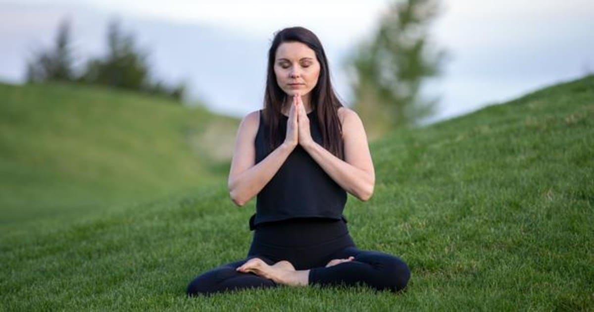Los beneficios ocultos de diez posturas del yoga