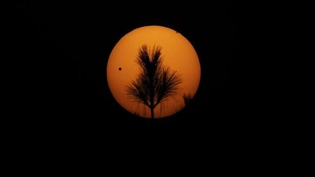 Los investigadores proponen busca en el área de tránsito de la Tierra frente al Sol