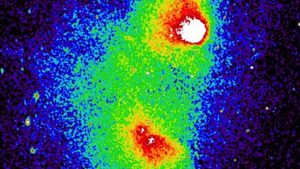 Dos cúmulos de galaxias se están fusionando a 2.400 millones de años luz