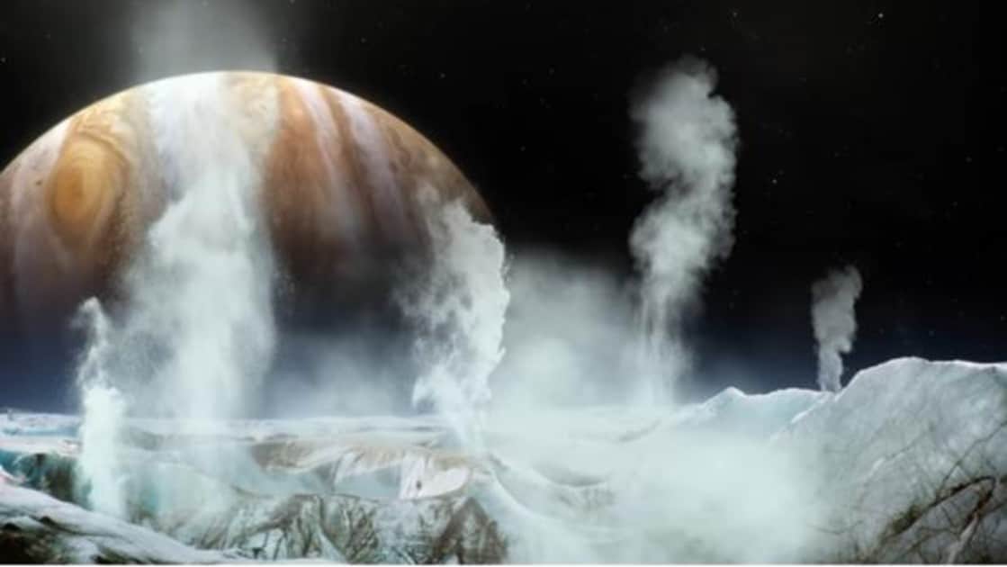 La NASA confirma la presencia de agua en la superficie de la luna Europa
