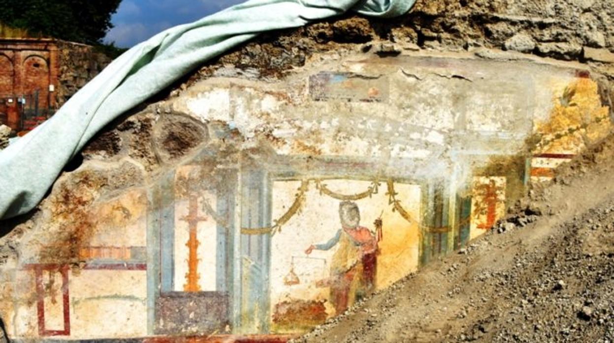 Aparece un fresco del dios Príapo en Pompeya, símbolo de la potencia y