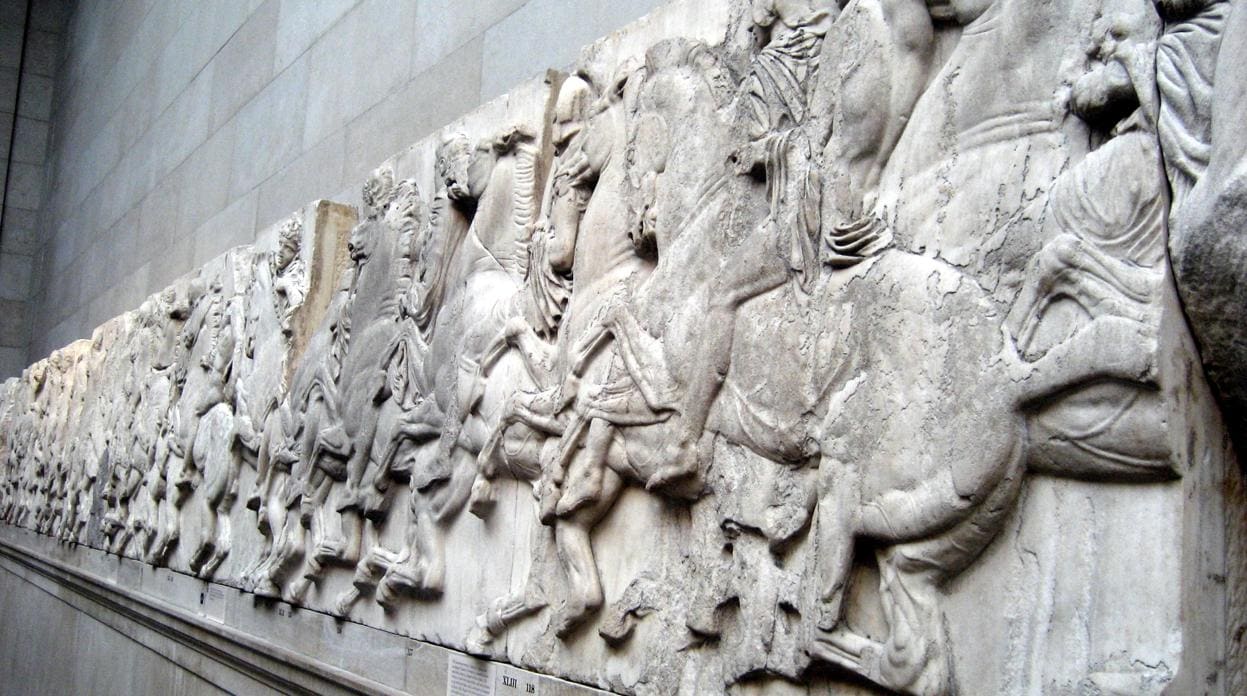 El director del Museo Británico asegura que llevarse los mármoles del  Partenón fue un «acto creativo»