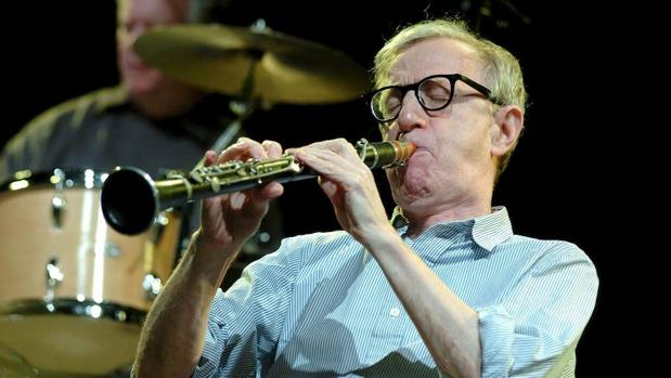 Woody Allen durante un concierto