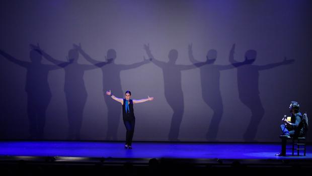 La bailaora española Sara Baras presentó el jueves su espectáculo «Sombras»