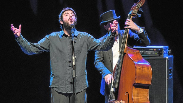 Salvador Sobral presenta en Barcelona su nuevo disco, «París, Lisboa»