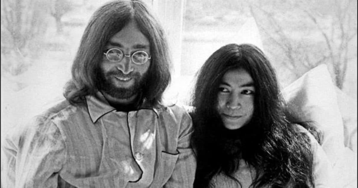 La hermana de John Lennon escribe sus memorias: «Yoko Ono controlaba su  vida y él se lo permitía»