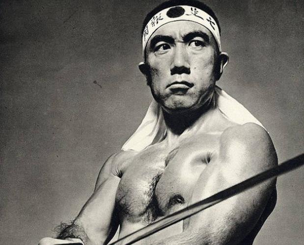 mishima-kSuE-U401591128240MjC-620x500@abc.jpg