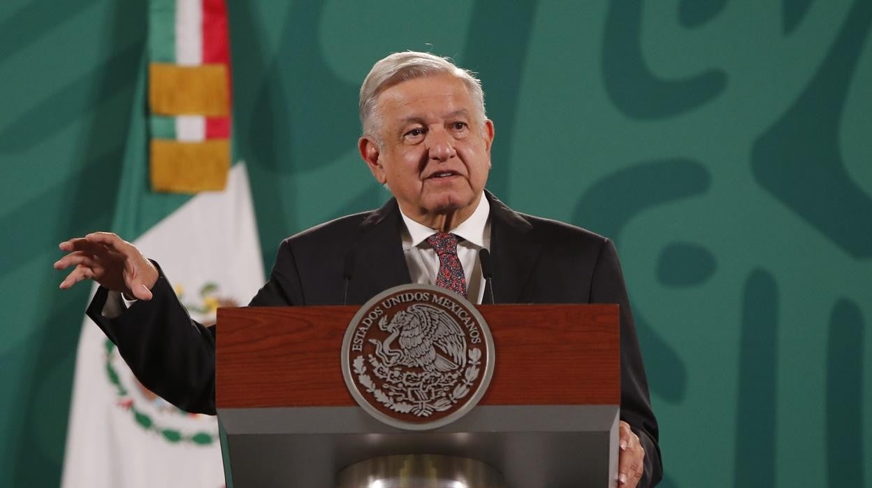 López Obrador Vuelve A Arremeter Contra España Y Critica A Los Monárquicos Pérez Reverte Y 7803