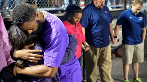 Emotiva vigilia por la hija asesinada de Tyson Gay