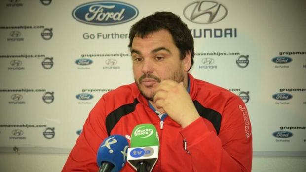 Antonio Jesús Cobos, el entrenador del Azuaga