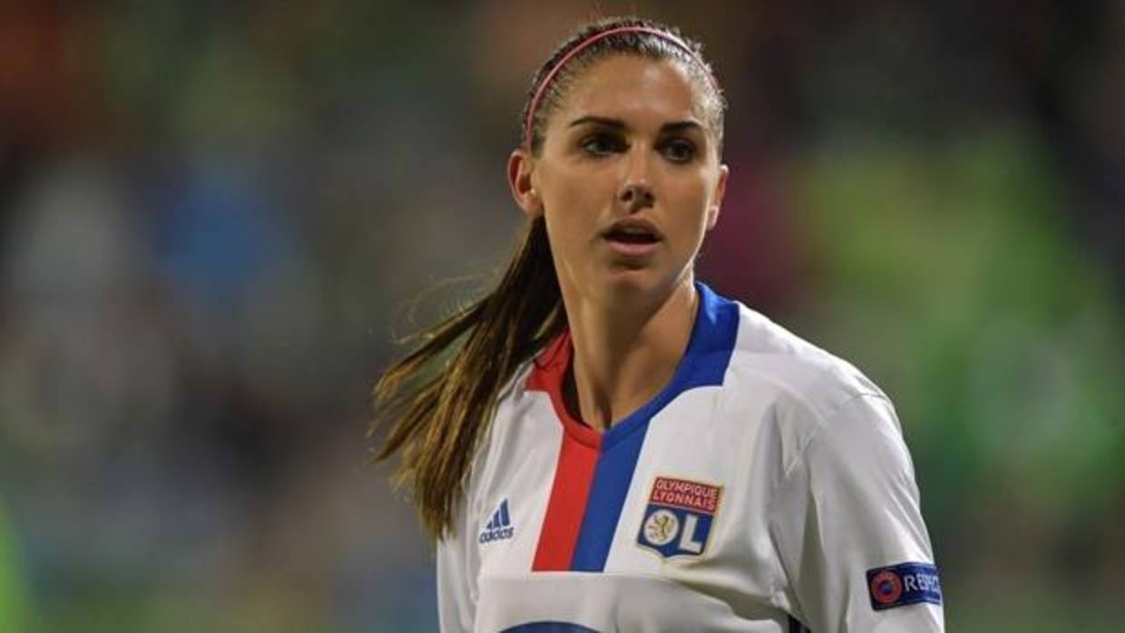 Alex Morgan Estrella Del F Tbol Femenino Expulsada De Disney World