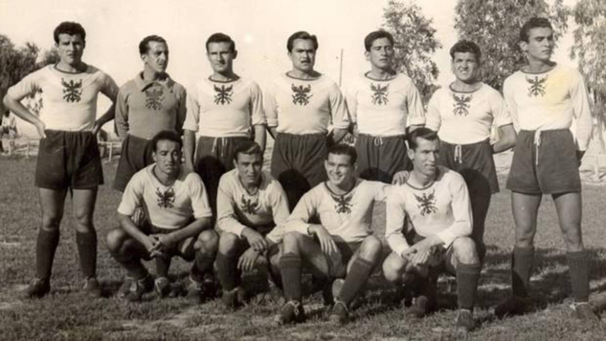 La camiseta del Orihuela que impactó al fútbol español en los años 40