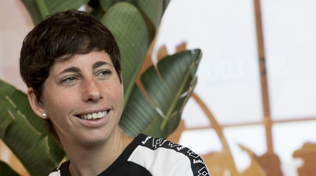 Carla Suárez posa en la Caja Mágica