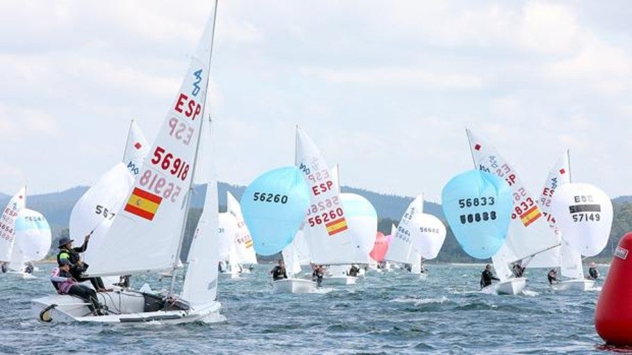 Gran estreno de la Copa de España de 420 en aguas de la ría de Arosa