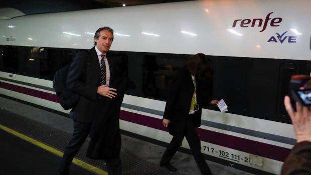 El ministro de Fomento, Íñigo de la Serna