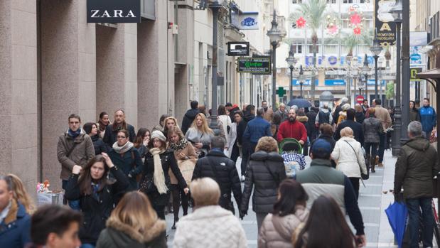 Sin embargo, en términos interanuales el crecimiento cae por debajo del 3%