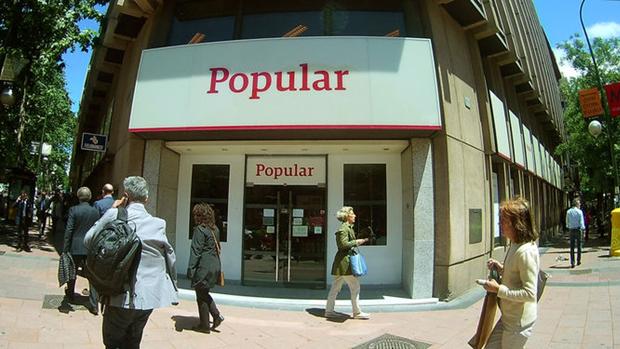 Popular y Santander han sido las entidades que mayor ajuste de oficinas han llevado a cabo