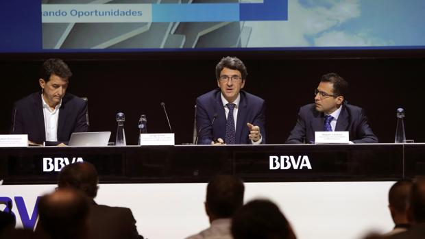 Imagen de la presentación de ayer del informe de BBVA Research