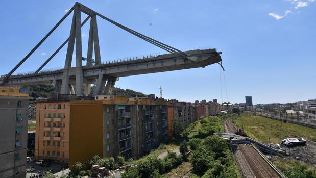Restos del puente Morandi, en Génova, Italia