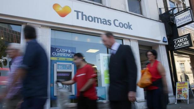 Thomas Cook achacó los números rojos al retraso de los consumidores a reservar vacaciones para este verano