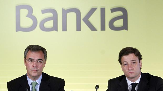 Leopoldo Alvear (derecha) y José Sevilla, consejero delegado de Bankia, en 2013
