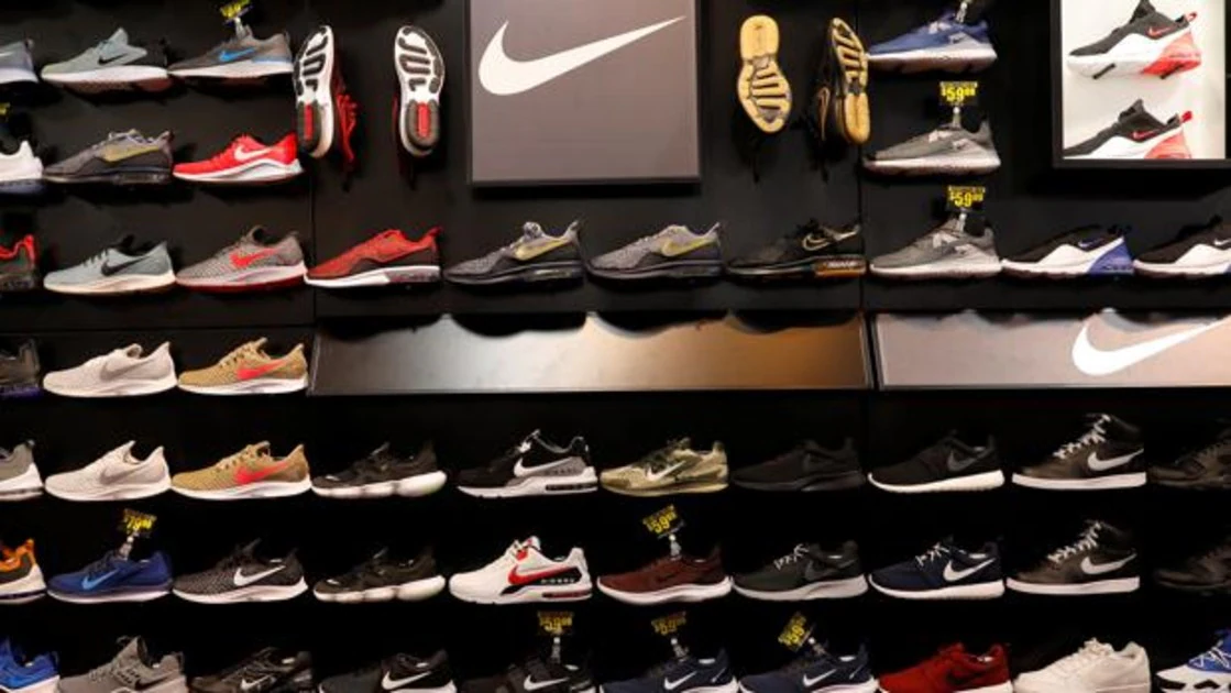 incondicional Sucio Correo aéreo Nike y Adidas piden a Trump que elimine el calzado de su «lista negra»