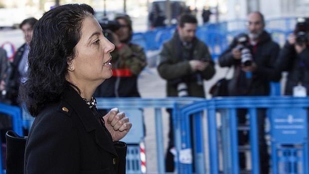 La abogada del Estado Dolores Ripoll, a su salida esta tarde de la Escuela Balear de la Administración Pública (EBAP),