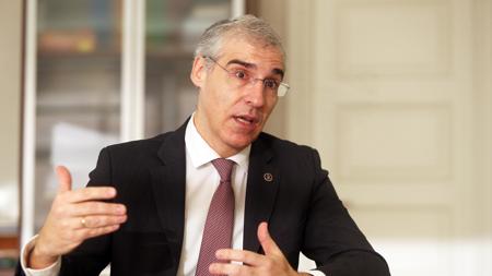 Francisco Conde, en un momento de su entrevista con ABC