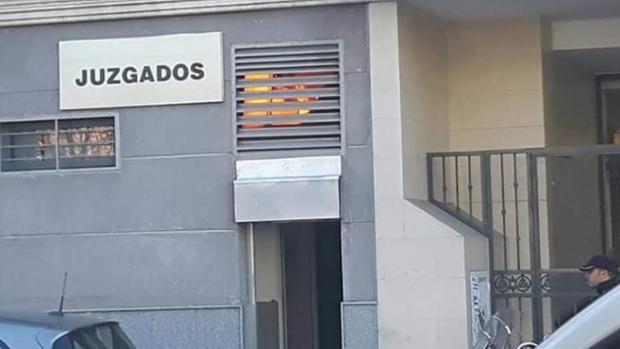 Mujeres solteras buscando parejas valencia VIDEOS PAREJAS FOLLANDO LESBIANAS EN ACCION