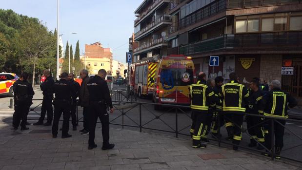 La Policía Nacional y los bomberos, en el lugar del suceso