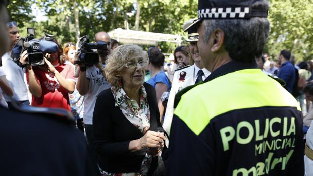 Carmena, en la fiesta del patrón de la Policía