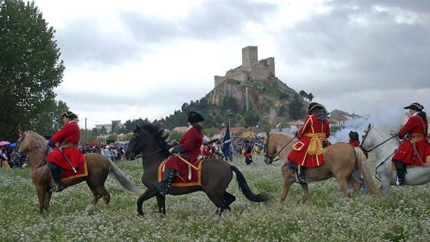 Recreación de la batalla en Almansa en el tercer centenario