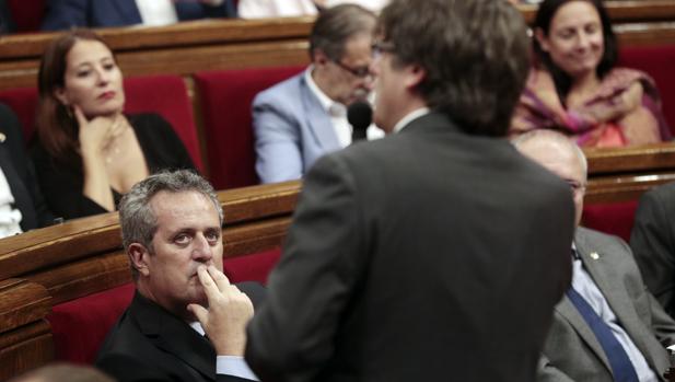 Forn, ayer, durante una intervención del presidente Puigdemont en el pleno