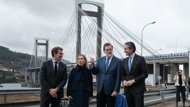 Mariano Rajoy, con Feijóo, Ana Pastor e Íñigo de la Serna