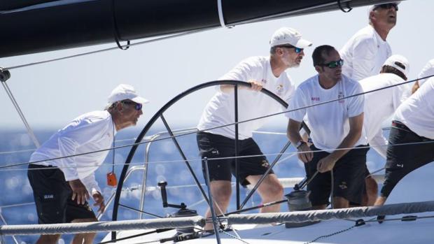 El Rey Felipe VI, durante una regata