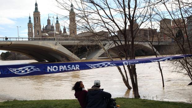 El Ebro a su paso por Zaragoza capital