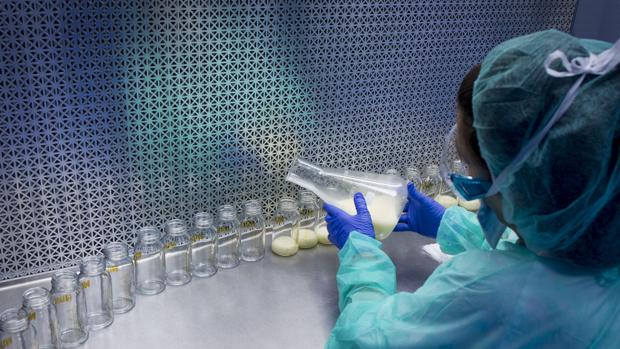 El Banco de Leche distribuyó en Cataluña en 2017 un 20% más de leche materna donada