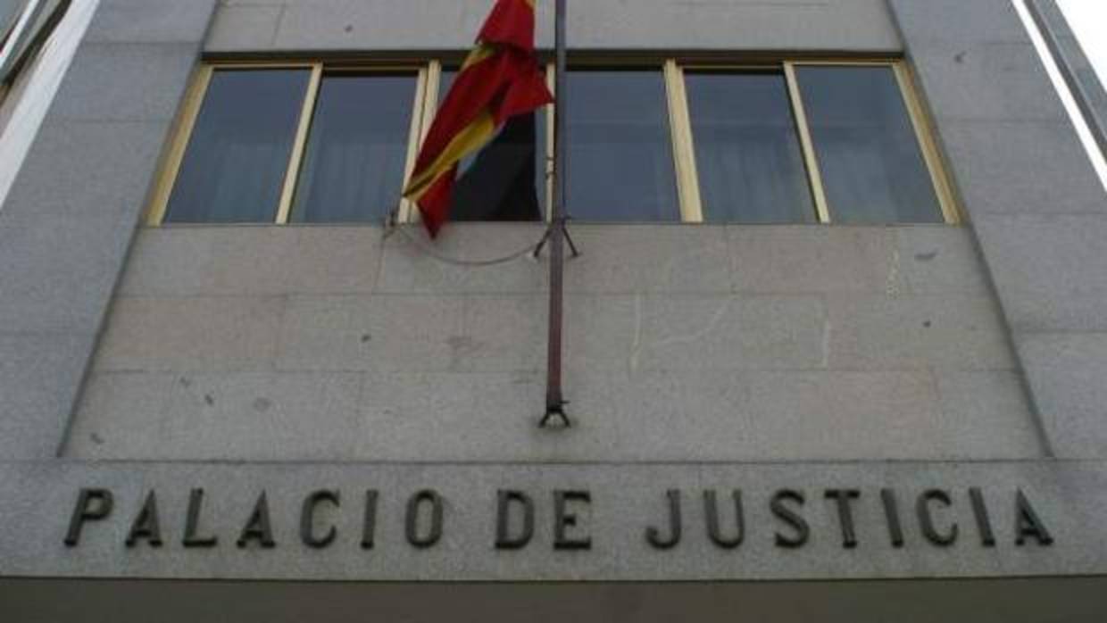 Piden 17 años y medio de cárcel para un psicólogo infantil acusado de  abusos sexuales