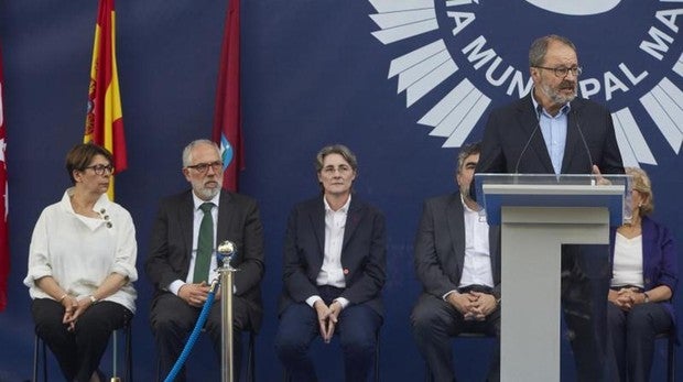 El delegado de Seguridad, Javier Babero, durante la celebración del Patrón de la Policía Municipal