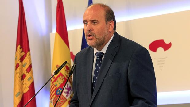José Luis Martínez Guijarro ha presentado los actos del 40 aniversario de la Constitución en la región