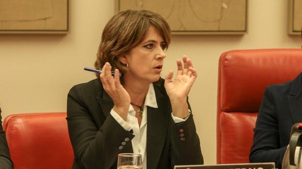 La ministra de Justicia, Dolores Delgado, en su comparecencia en el Congreso