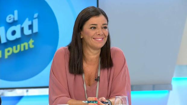 Imagen de María José Grimaldo en la tertúlia de El matí À Punt