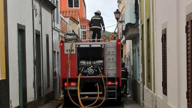 Incendio sin víctimas en San Lorenzo, en Las Palmas capital