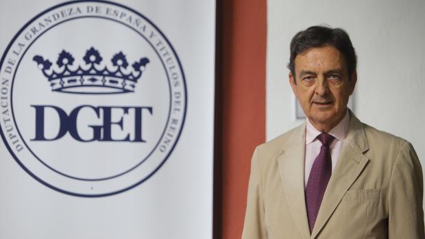 Enrique Fernández-Miranda, duque de Fernández-Miranda, decano de la Diputación de la Grandeza de España y Títulos del Reino