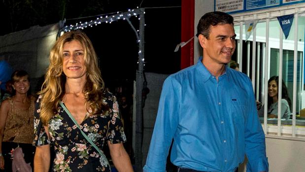 Moncloa vulnera una resolución del Consejo de Transparencia para blindar el viaje de Sánchez al FIB