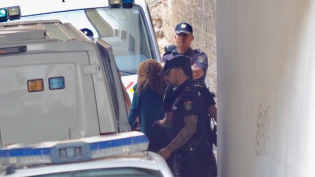 La «viuda negra» de Alicante, a su llegada a los juzgados el pasado mes de octubre
