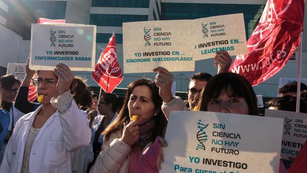Imagen de la protesta de este miércoles ante el hospital La Fe de Valencia