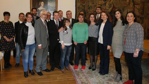 Firma para la cesión de locales a Down Toledo y Cruz Roja