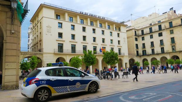 Imagen de la Audiencia Provincial de Alicante, donde se juzgarán los hechos