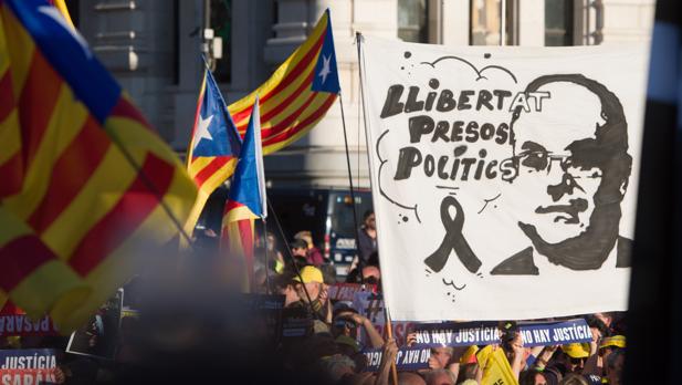 Manifestación independentista de Madrid, a su llegada a la Plaza de Cibeles